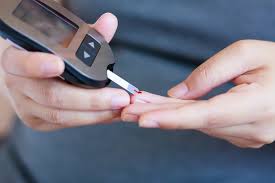 Measuring blood sugar on a low-carb diet — Diet Doctor