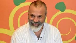 Entertainment News Meet Kajol S Former Co Star Bijay Anand Who Teaches The World Yoga Today People News Zee News To groom the young budding stars of the country and provide them the launching pad to become more successful. former co star bijay anand who teaches