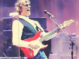 Spinetta founded several groups, such as almendra , pescado rabioso , invisible , spinetta jade and spinetta y los socios del desierto. Google Doodle On Luis Alberto Spinetta Spanish Rock N Roll