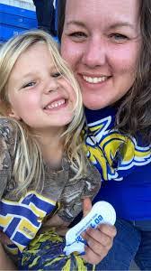 Teri Walsh's Instagram, Twitter & Facebook