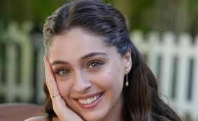 Leyla dizisi Leyla kim? Leyla Hayat Aşk Adalet Leyla geçekte kim, Leyla  rolünü kim oynuyor?