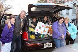 where to volunteer in nyc: food banks