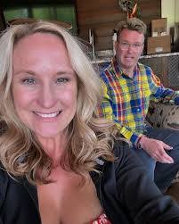 Sandra Haire's Instagram, Twitter & Facebook