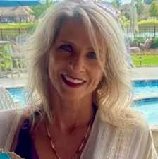 Is there anywhere in the keys to ride horses