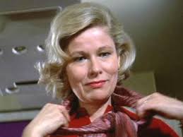 Nancy OLSON : Biography and movies