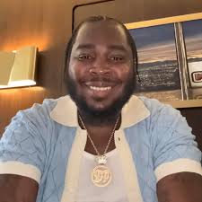 Lol! next Brittney Griner right here! #striveforgreatness