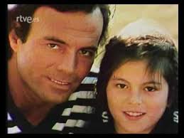 Julio Iglesias De Nina A Mujer Julio Iglesias Musica Variada Canciones De Ninos