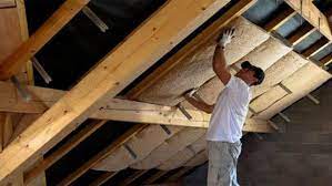 Les combles correspondent à l'espace qui, situé sous la toiture, est délimité par le dernier plancher de la maison. Isoler Ses Combles Perdus Pour Un Meilleur Confort Thermique