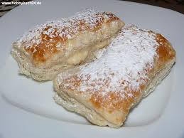 Daggi S Cremeschnitten Cremesch Cremeschnitten Lebensmittel Essen Lecker