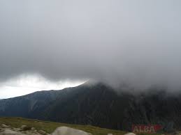 Cu capul in nori=neatenta, distrasa. Meteo De Weekend In Alba Soare Nori Si Temperaturi Maxime De 12 Grade Celsius Noaptea CondiÅ£ii De IngheÅ£ Alba24