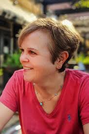 Laura Jaques's Instagram, Twitter & Facebook