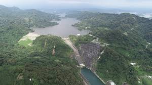 The banqiao reservoir dam is a dam on the river ru (汝河), a tributary of the hong river in zhumadian city, henan province, china. é¯‰é­šæ½­æ°´åº«ä¸»é¡Œç¶² é—œæ–¼é¯‰é­šæ½­æ°´åº«