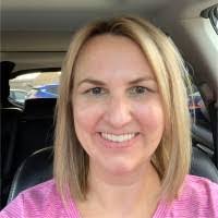 Anna Oller's Instagram, Twitter & Facebook