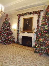 Most important to obama, says rafanelli, was storytelling—or creating something that everyone, from the secretary of. Christmas Decorating At The White House 2011 Todd Richesin Interiors Llc