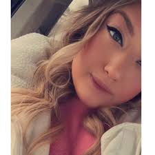 I have owned a Day Spa for 23 years in Elkhart and am semi retiring soon. I  will be selling my building and am looking to rent a room in a salon