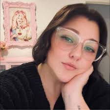 I am going away for a week (next week) and this client's regular refill  appt is tmrw (shes been coming to me for 1 year) and she sent me this video  saying