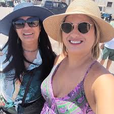 Photo by Aurora Rocha (@aurorarochalazer) · May 18, 2022