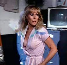 Barbara Eden was not quite keeping it together - Remembering Sexy Ladies