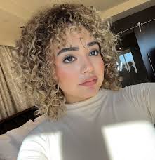 D.N.A.🍰 (@daniellearsiaga) • Instagram photos and videos