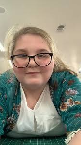 Debra Broome's Instagram, Twitter & Facebook