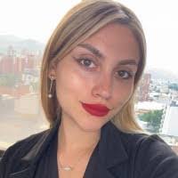 Elle Alvarez's Instagram, Twitter & Facebook