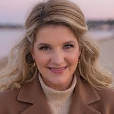 Getting ready for the Moreton Bay Food and Wine Festival this weekend where  I am performing two intimate concerts! I can't wait to share these special  moments with you. 😘 More info: