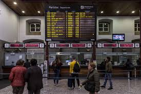 Greve pode afetar circulação de comboios, avisa a cp. Cp Alerta Para Supressoes E Atrasos Na Circulacao De Comboios Por Causa Da Greve Transportes Publico