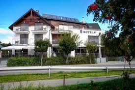 W ostatnim czasie jastarnia stała się przepięknym i modnym kurortem, chętnie odwiedzanym przez rodziny. Hotele Jastarnia Hotel W Jastarni
