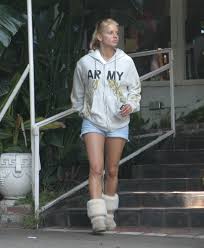 Home bat memes bobo memes boomer memes brainlet memes grug memes reaction memes pepe memes wojak memes zoomer memes meme templates advertising and contact. How Ugg Finally Got Men Into Its Fuzzy Boots Wsj