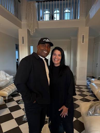 Happy Sunday from my wife & I to you 😎 Happy Father's Day to all the dads  out there.