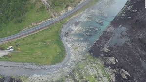 A powerful 5.8 magnitude earthquake was felt by more than 37,000 people across the length of new zealand, sending many ducking for cover as the long and. New Zealand Quake Lifted Sea Floor 2 Metres Cnn