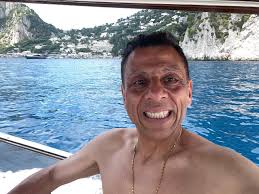 Book Half day around Capri by Itama 38 speedboat