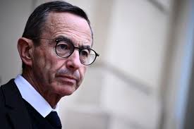 Mark Cromer (@TheCromerReader)