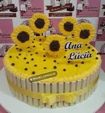 Bolo Girassol 90 Modelos Criativos Para Se Inspirar Bolo de aniversário tema girassol o bico utilizado é 1m da wilton, o corante é o amarelo damasco. bolo girassol 90 modelos criativos