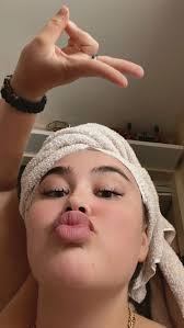 Sending my selfie to NASA, because I'm a star 💫