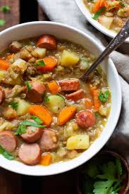 Omas Linsensuppe Mit Wurstchen Einfach Und Klassisch Kochkarussell Com Omas Linsensuppe Linsensuppe Rezept Linsensuppe