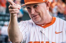 Texas baseball addresses key roster needs through the NCAA transfer portal 