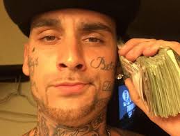 Selfies help nab bank robber couple