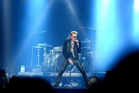 https://static.actu.fr/uploads/2020/06/johnny-hallyday-2.jpg