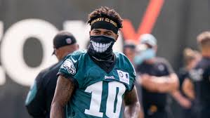 Urodzony jako trzecie na pięcioro dzieci w gaylei bill jackson 1 grudnia 1986 r. Desean Jackson Isn T Wentz S Focus At Eagles Training Camp And Why That S A Good Thing