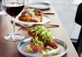 We're keeping it real in Kerns! Thanks to Maggie Grainger from the  Hollywood Star News for this feature. And of course love those pics from  @pdxploration!