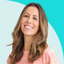 Introducing Emma Vaughn! She is a Senior Video Marketing Manager, located  in San Diego, California. Emma shares how GoDaddy has played a pivotal role  in her growth, both in her professional career