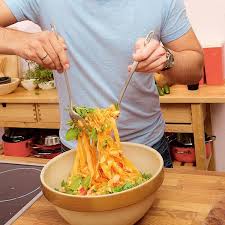 Pasta Mit Lachs Und Paprika Rezept In 2020 Rezepte Pasta Mit Lachs Rezepte Mit Paprika