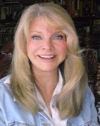 Andrew Ettinger's Instagram, Twitter & Facebook