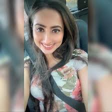 Krutika Sheth's Instagram, Twitter & Facebook