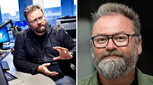 Att alla måste förstå allvaret med viruset. Adam Alsing Ar Dod Blev 51 Ar Gammal Aftonbladet