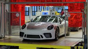 With 1,355 used 2019 porsche 911 cars available on auto trader, we have the largest range of cars for sale available across the uk. Last Porsche 911 Of The 991 Generation Comes Off The Production Line