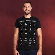 Eine jugend formiert sich zur rückeroberung ihrer identität! Spells Chart T Shirt Fur Harry Potter Fans Elbenwald