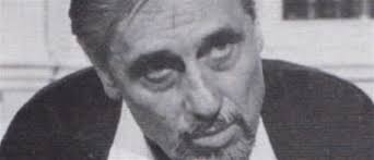 Γεννήθηκε στις 21 οκτωβρίου του 1932 στη θεσσαλονίκη. Izl2iofkscodfm