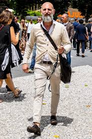 カーディガン メンズ コーデ特集 上品顔の洒脱な着こなし アイテムを紹介 メンズファッションメディア otokomae ページ 10 カーディガン メンズ コーデ メンズファッション メンズ コーデ